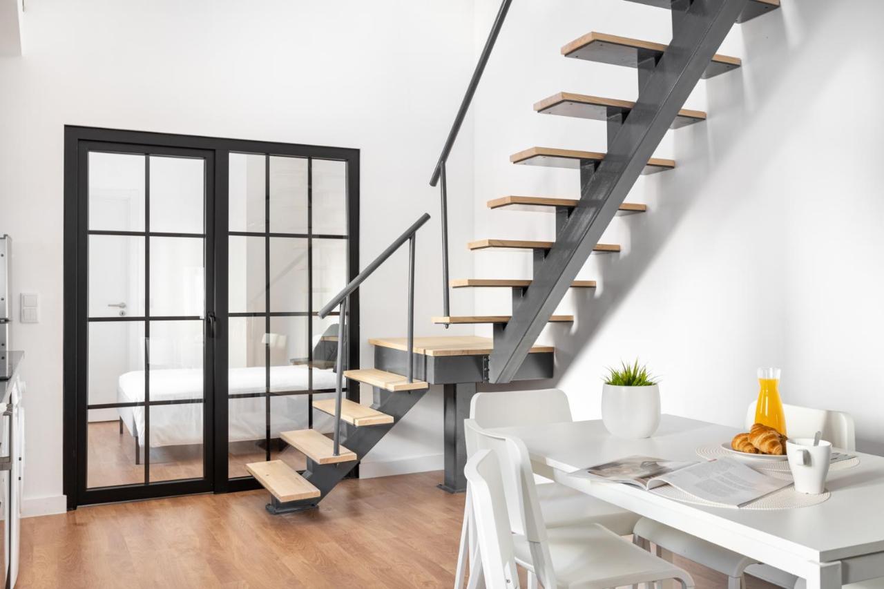 Altido Stylish 2-Level Flats Near Ajuda Palace Lisbon Exterior photo