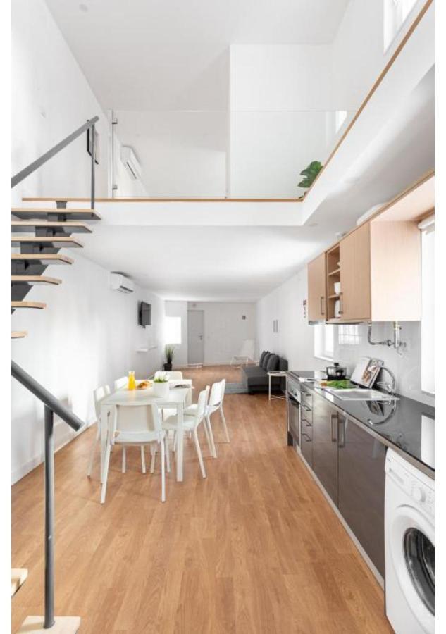 Altido Stylish 2-Level Flats Near Ajuda Palace Lisbon Exterior photo